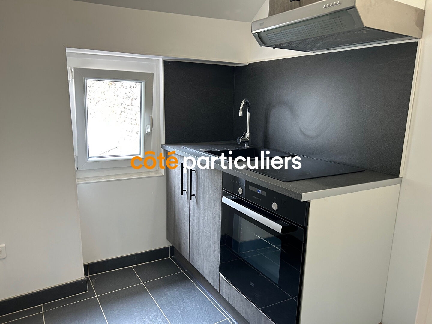 Appartement à vendre - 2 pièces - 30m2 - Villeneuve-Le-Roi (94290)