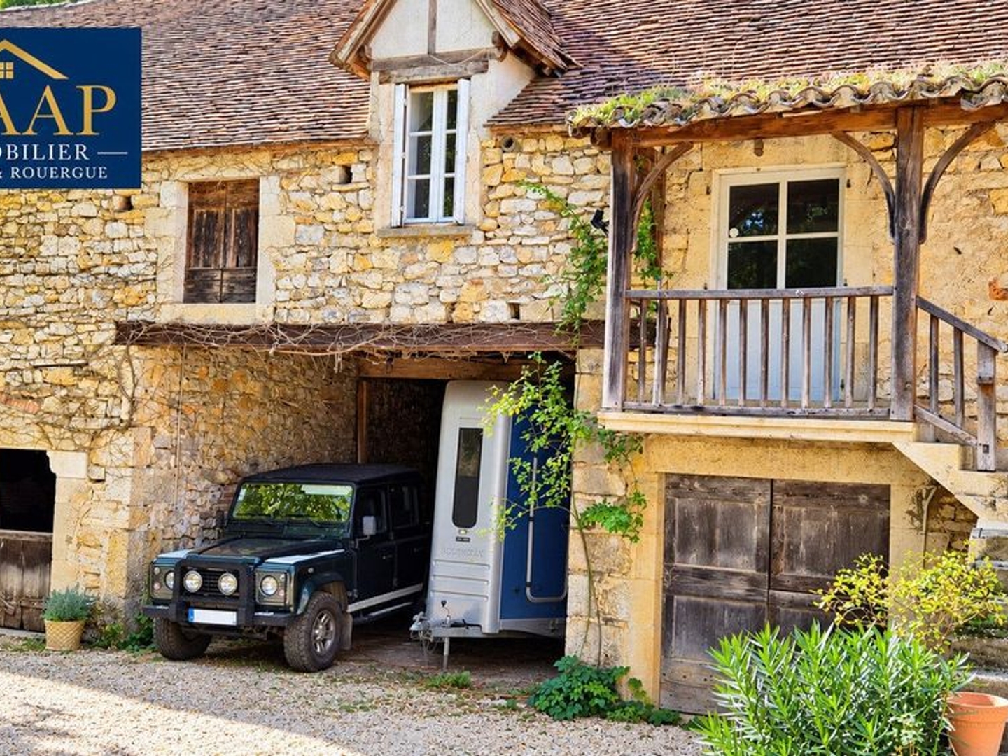 Maison à vendre - 8 pièces - 320m2 - Calvignac (46160)