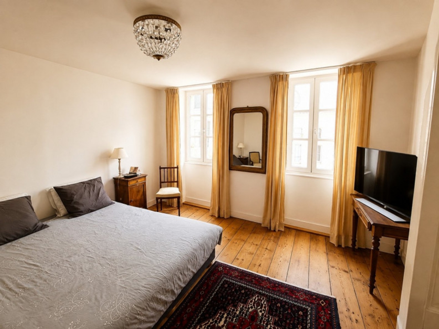 Maison à vendre - 7 pièces - 200m2 - Angoulême (16000)