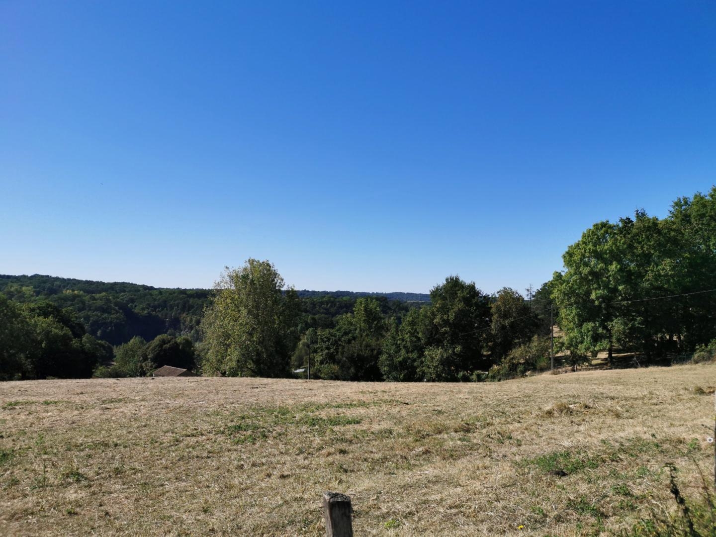 Terrain à vendre - 3691m2 - Nontron (24300)