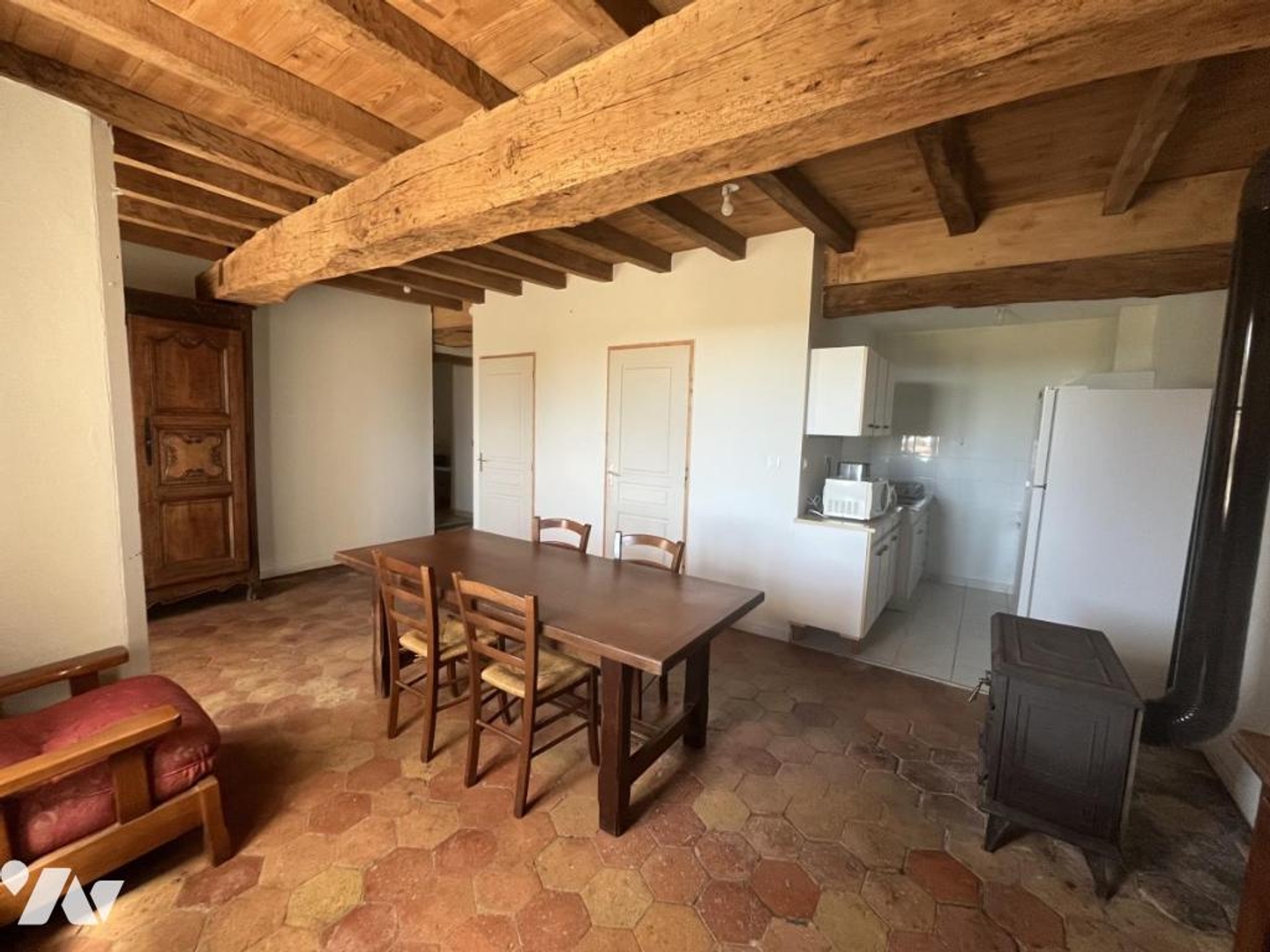 Maison à vendre - 11 pièces - 229m2 - Villieu-Loyes-Mollon (01800)