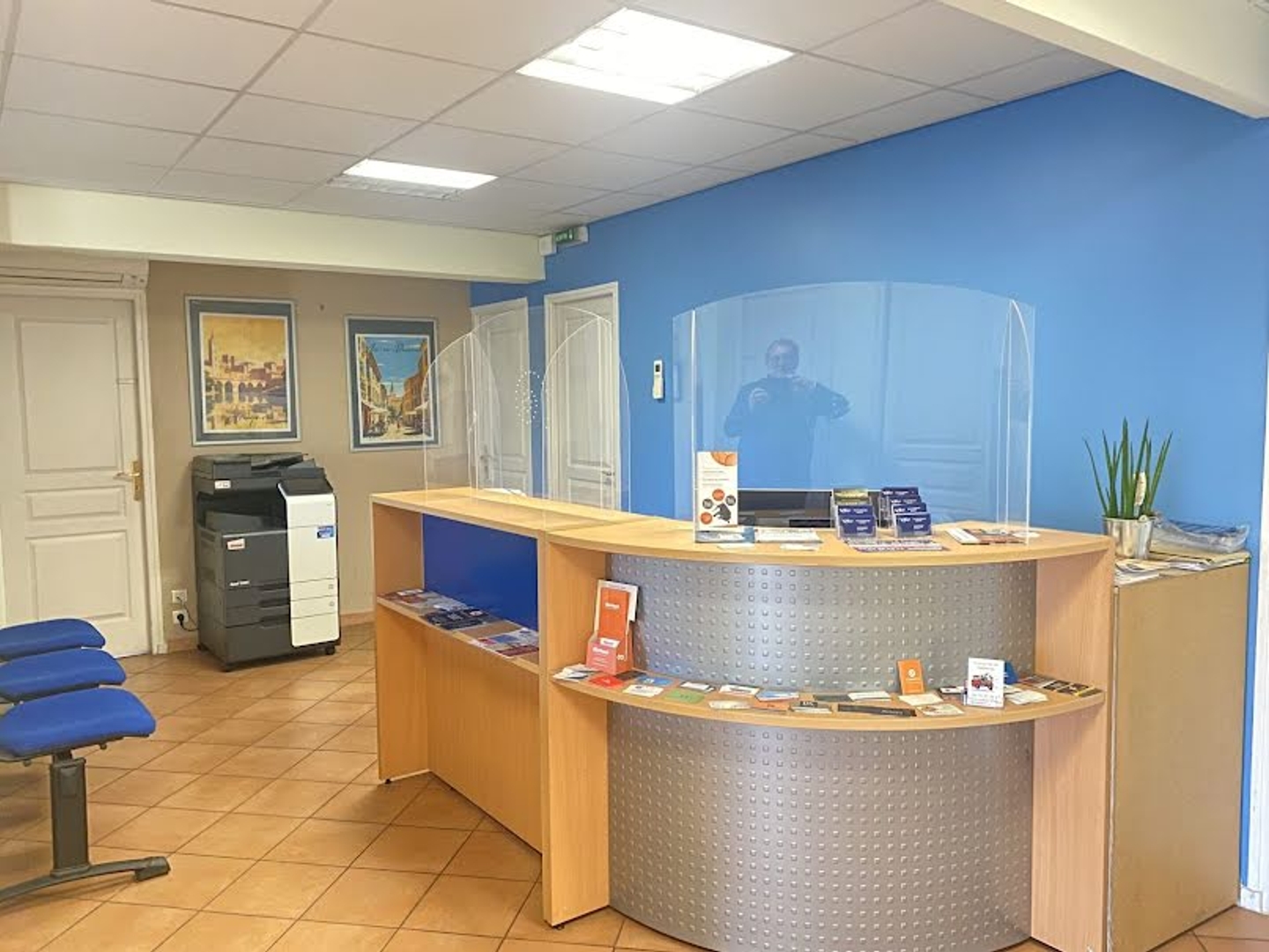 Locaux à vendre - 130m2 - Morières-Lès-Avignon (84310)