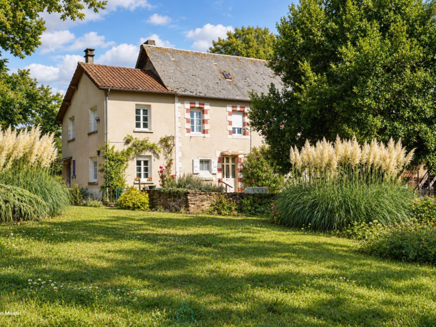 Maison à vendre - 6 pièces - 100000m2 - Saint-Jory-De-Cha... (24800)