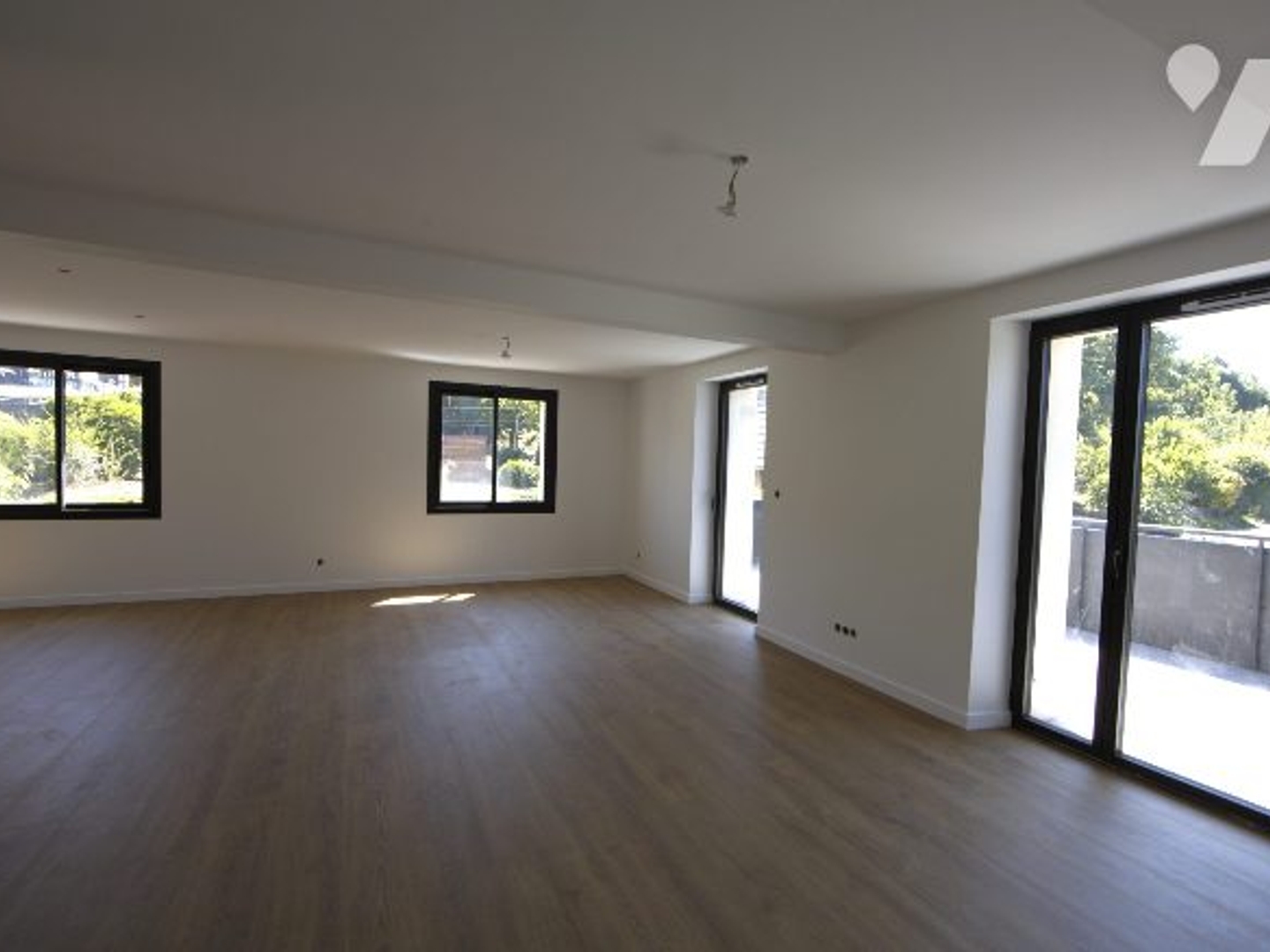 Appartement à vendre - 4 pièces - 103m2 - Challes-Les-Eaux (73190)