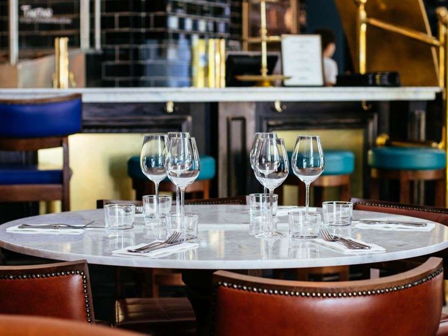 Magnifique restaurant d'angle.
