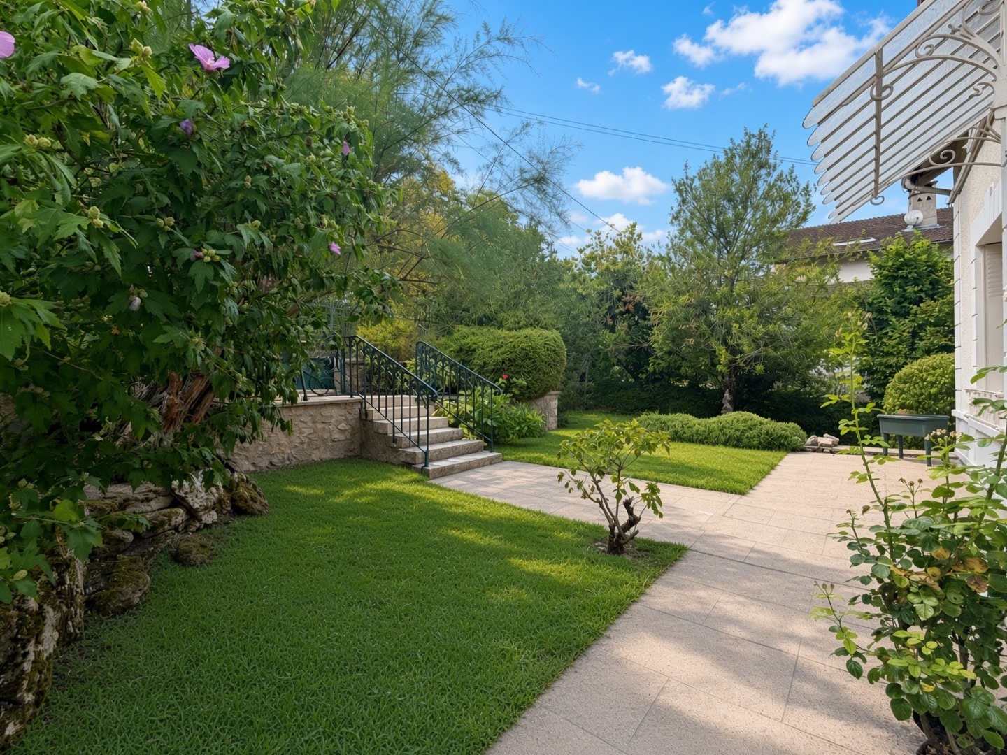 Maison à vendre - 6 pièces - 145m2 - Saint-Pierre-Lès-... (77140)