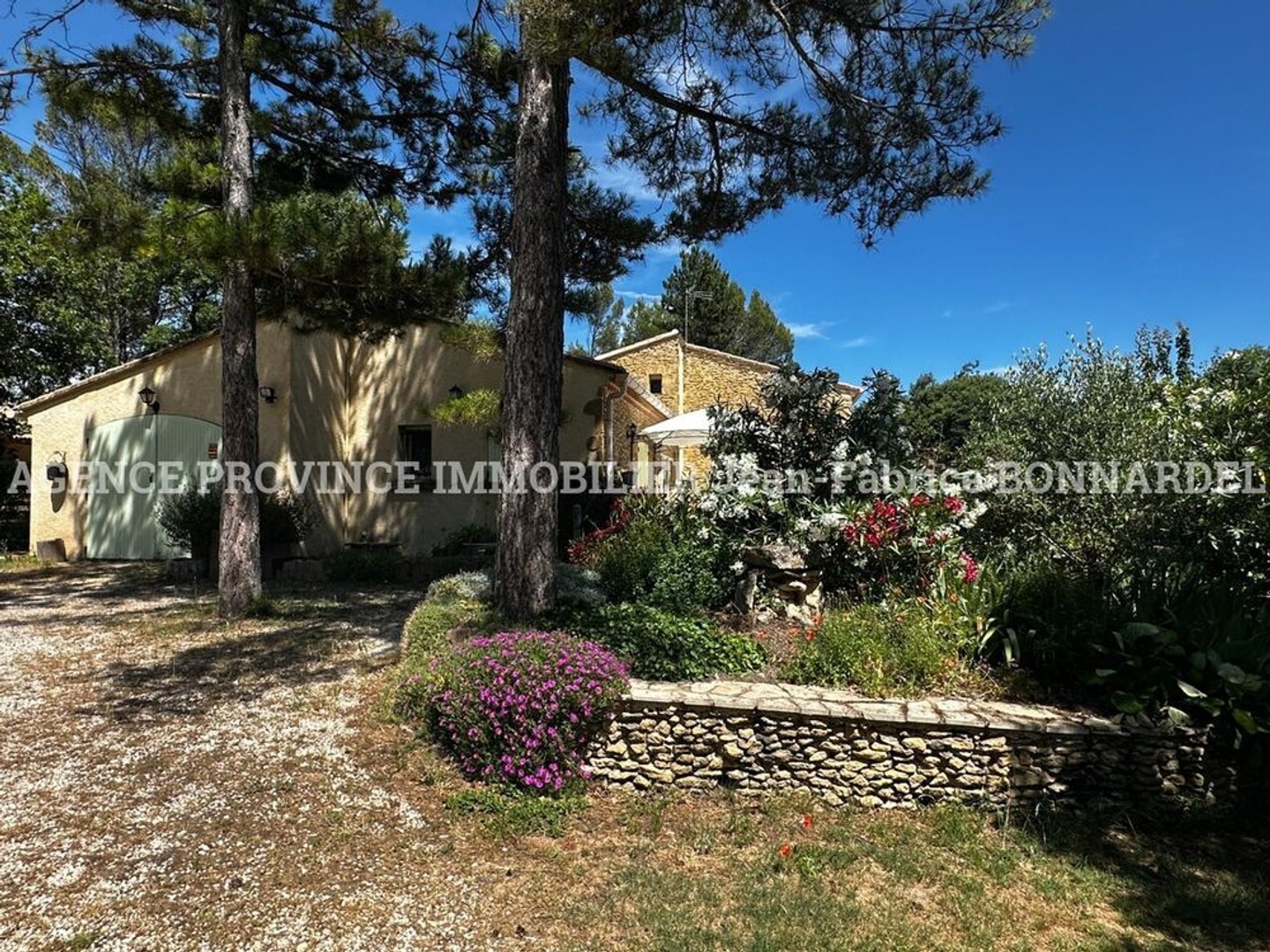 Maison 4 pièces 209 m²