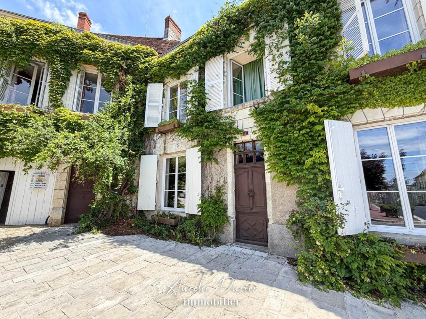 Vends maison de village - 359 m² - 8 pièces, 5 chambres - Preuilly-sur-Claise 37290