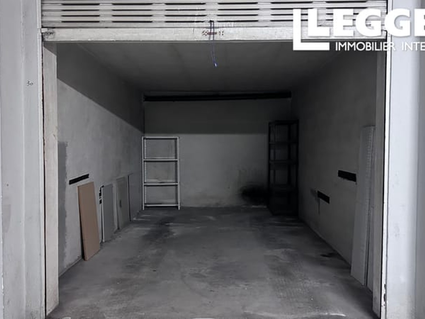 Garage fermé, privé souterrain sur Nice Fabron