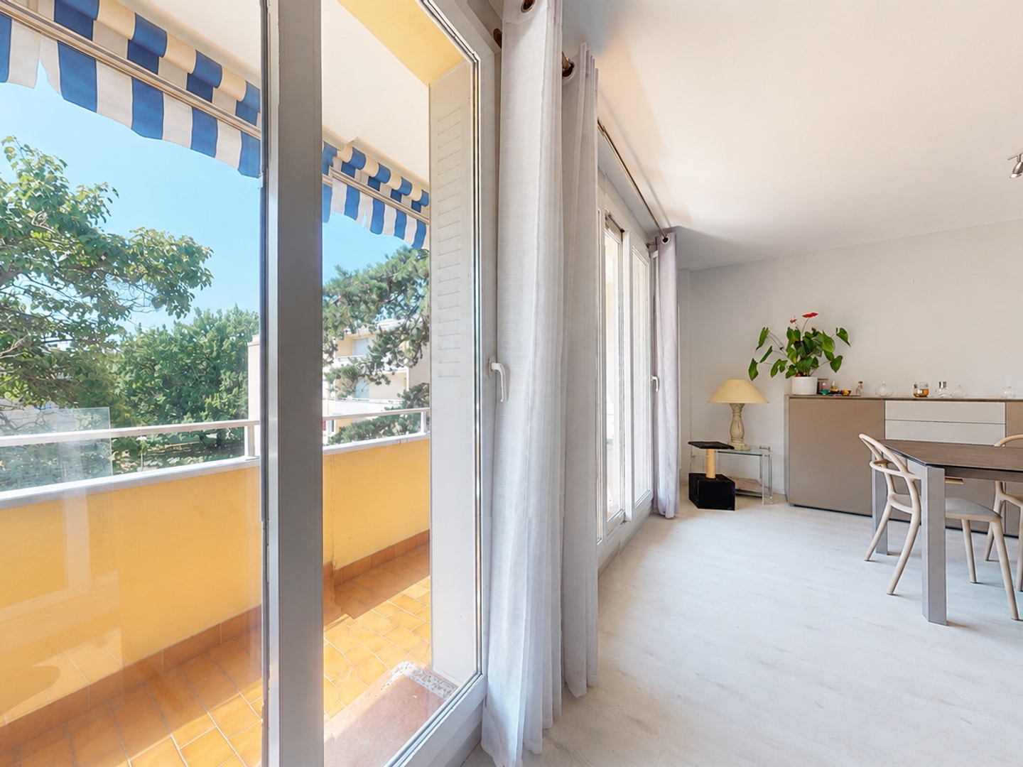 Appartement à vendre - 3 pièces - 80m2 - Francheville (69340)