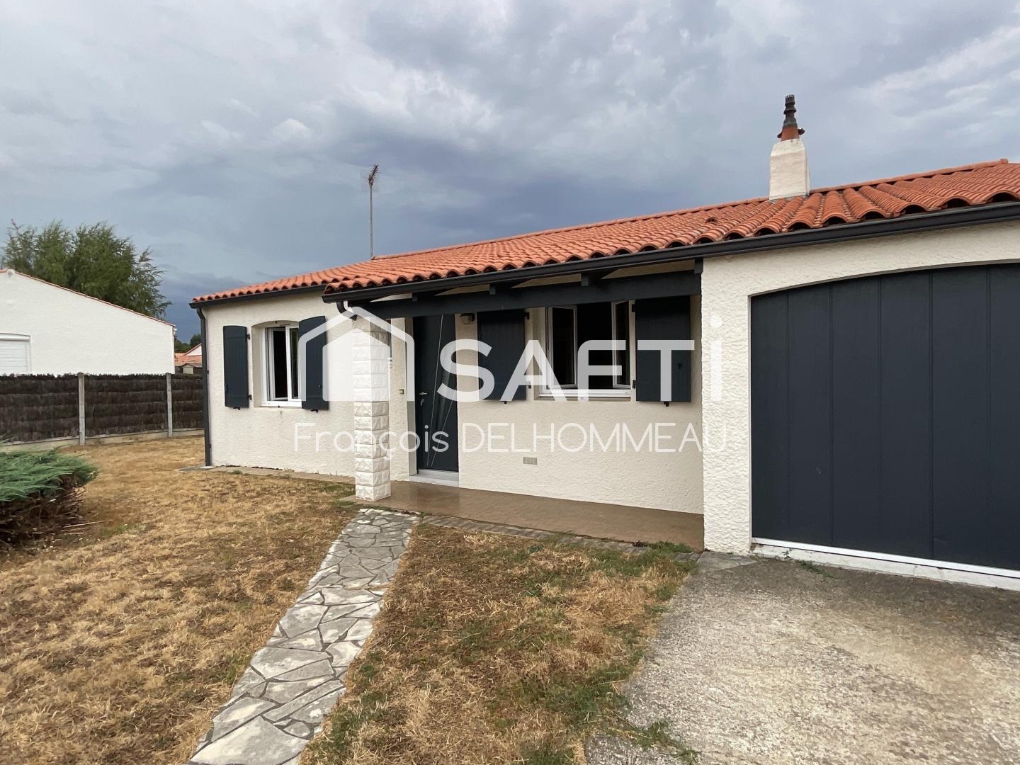 Maison de plain-pied 80m2, 3 chambres et garage