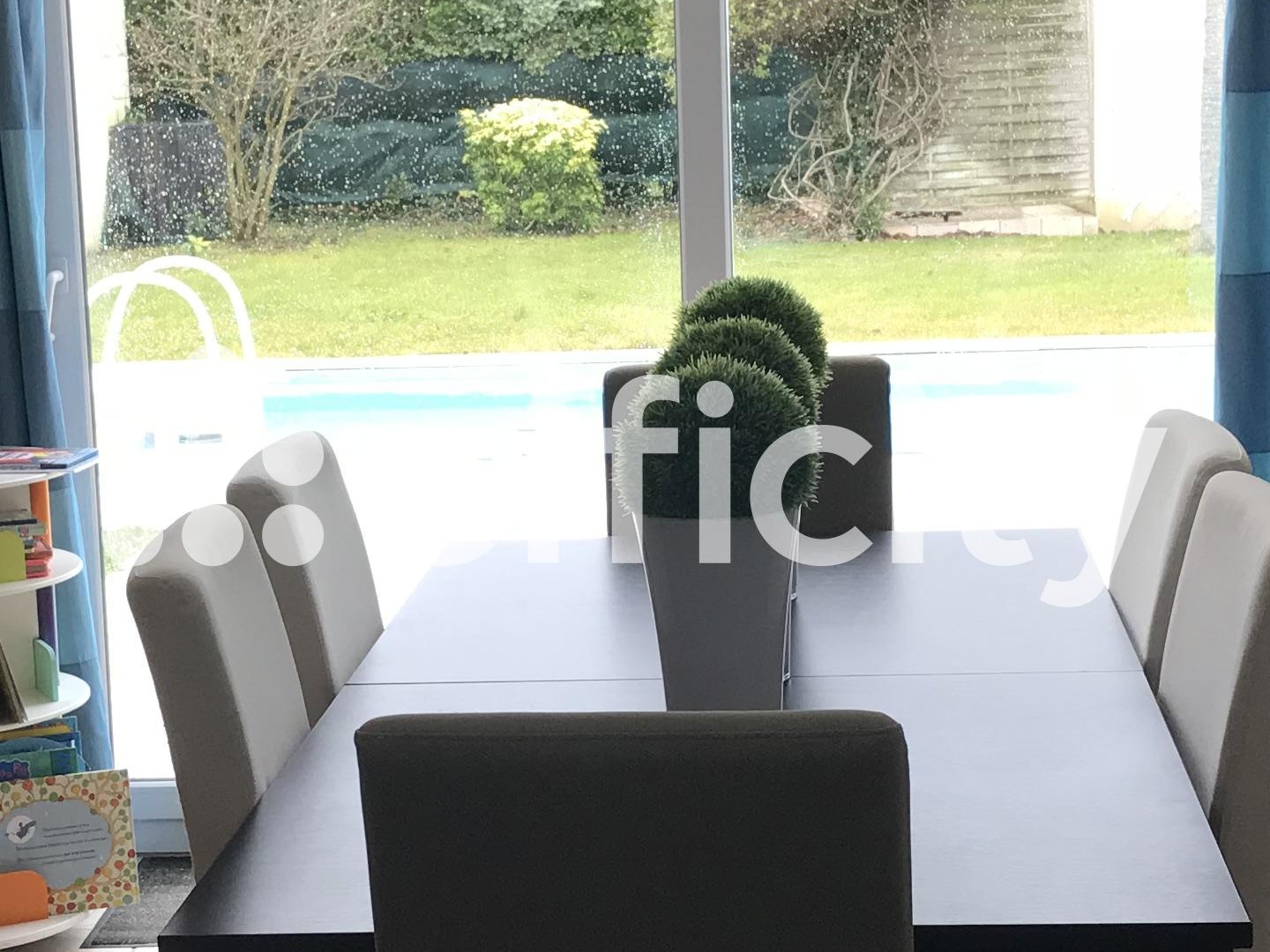Maison à vendre - 5 pièces - 142m2 - Rochefort (17300)
