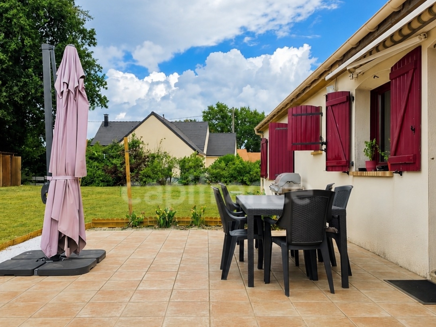 Maison à vendre - 9 pièces - 210m2 - Lombron (72450)