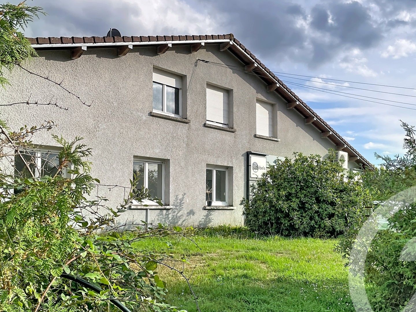 Immeuble à vendre - 1381m2 - Saint-Amé (88120)