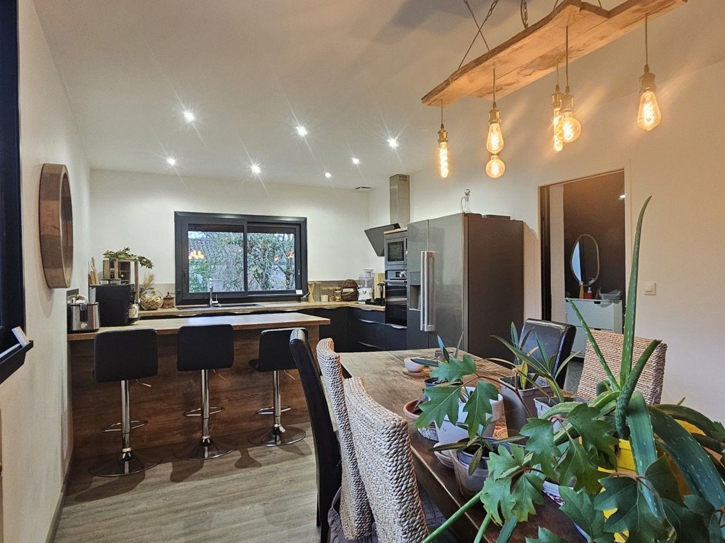 Maison 4 pièces 148 m²