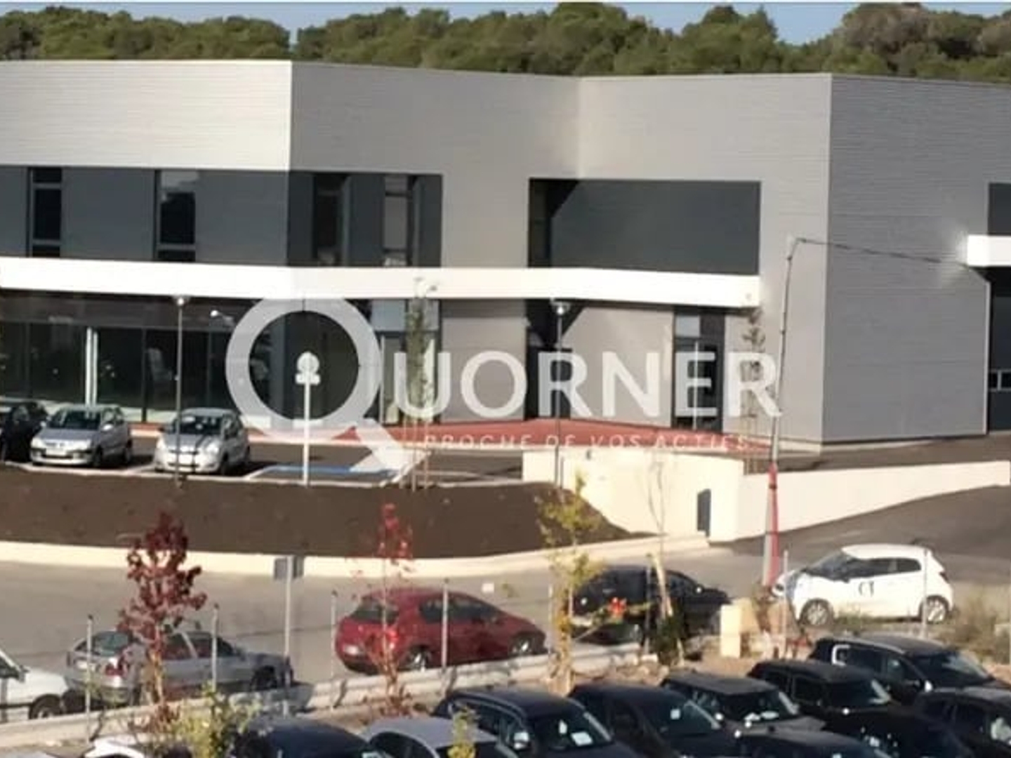 A VENDRE - Frejus CAPITOU - ensemble immobilier: 92,76 m2 -