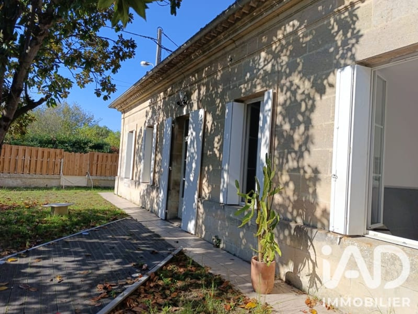Maison à vendre - 5 pièces - 120m2 - Ambarès-Et-Lagrave (33440)