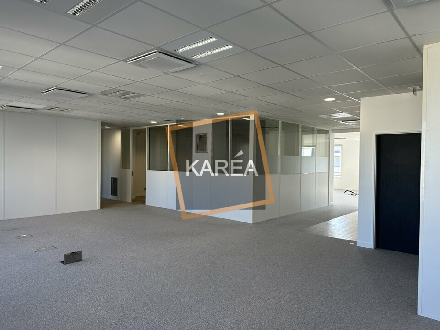 BUREAUX A VENDRE