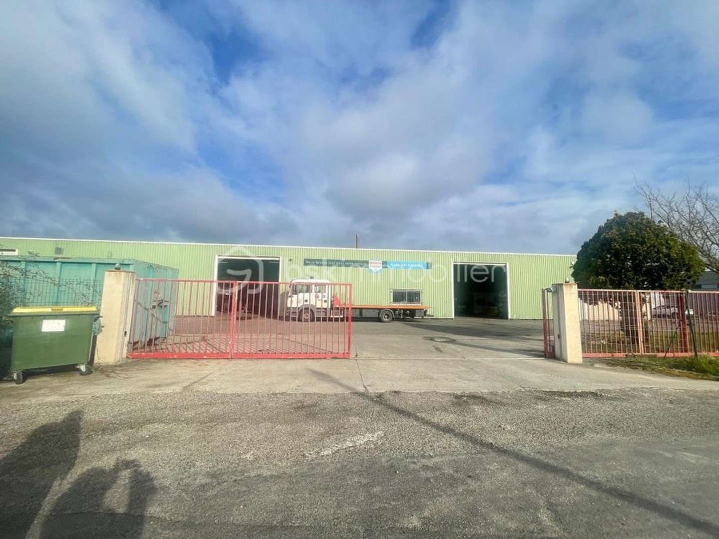 Local d'Activités 2300 m2