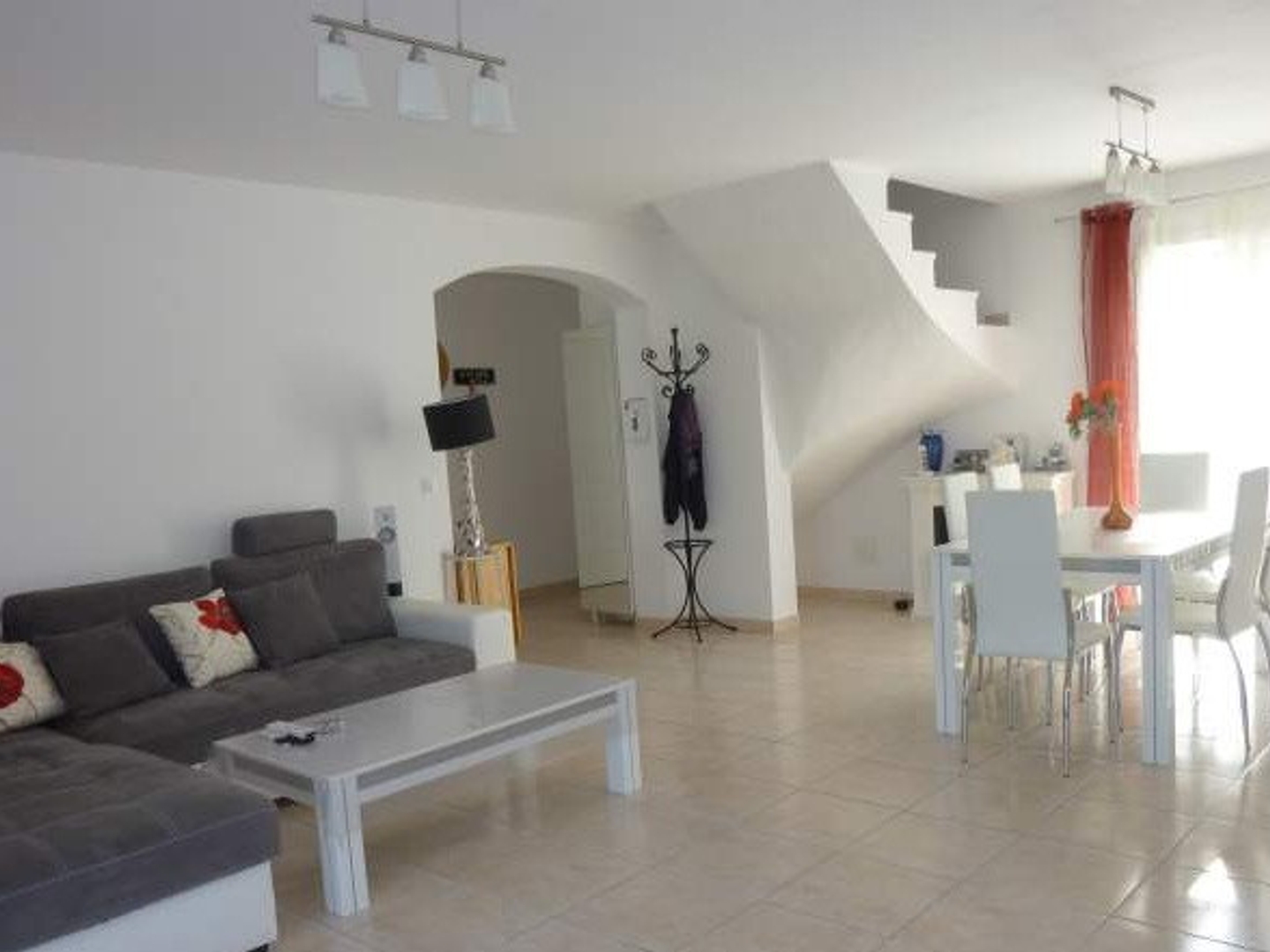 Maison à vendre - Entre-Vignes (34400)