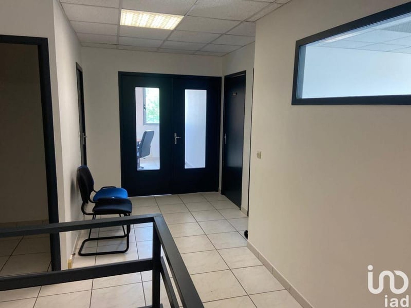 Magasin à vendre - 685m2 - Pocé-Sur-Cisse (37530)
