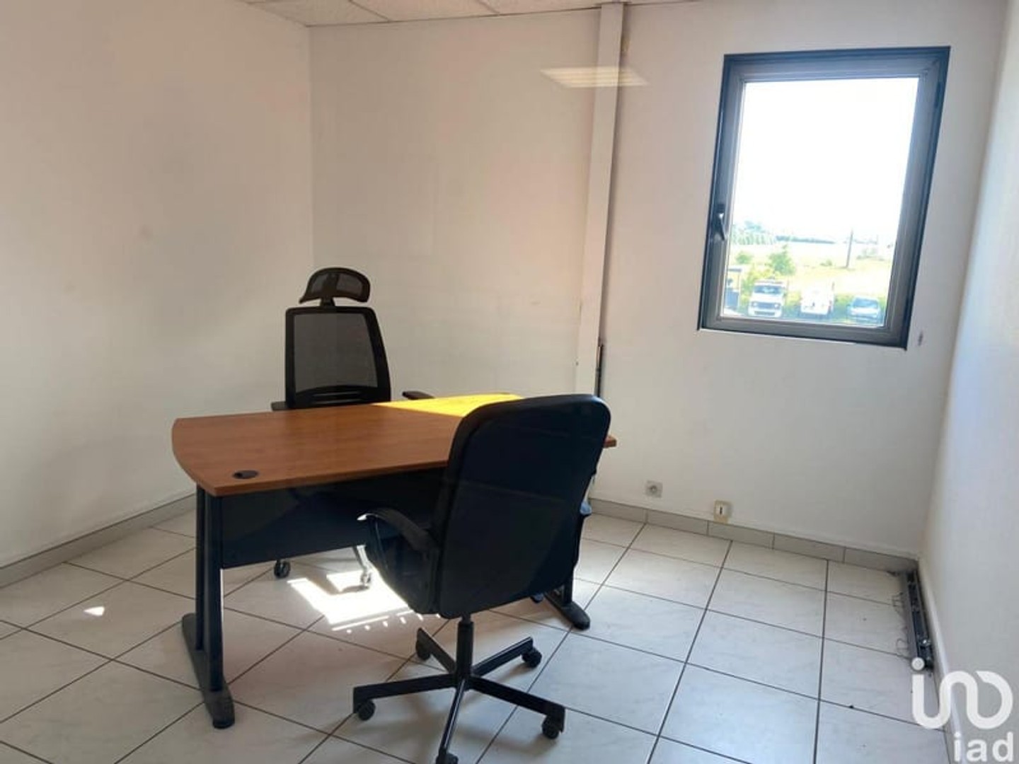 Magasin à vendre - 685m2 - Pocé-Sur-Cisse (37530)