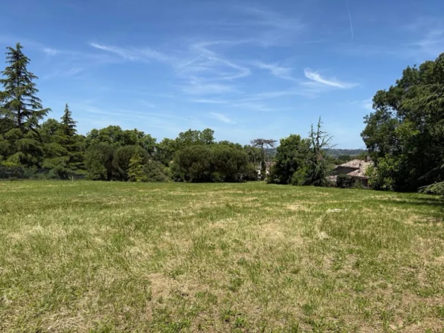 Terrain 525 m²