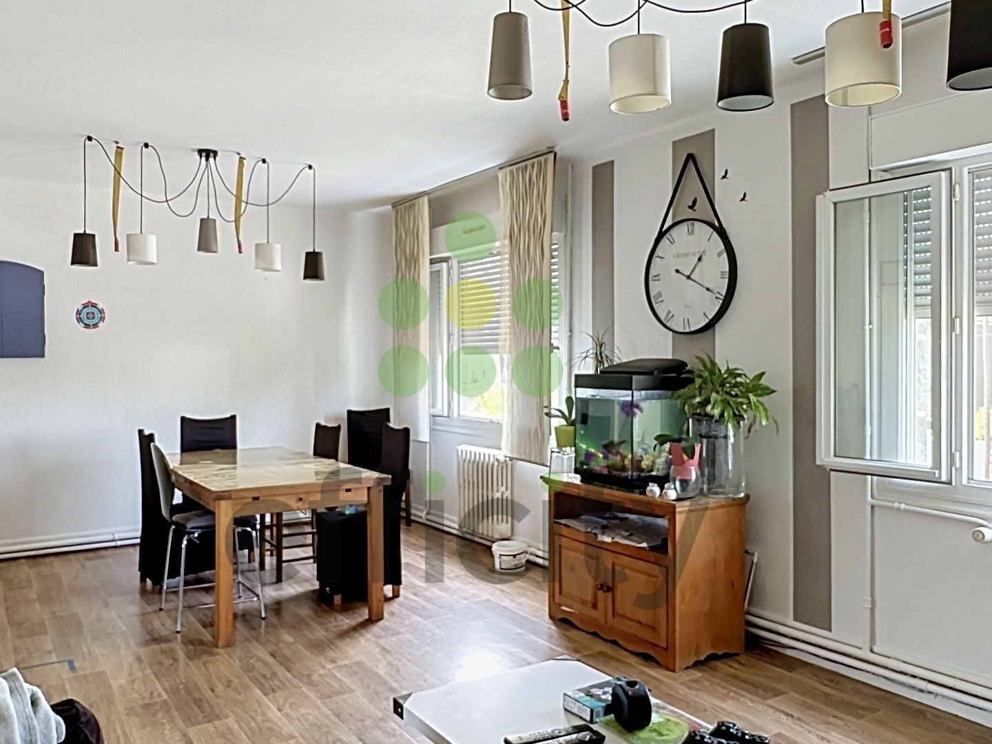 Immeuble à vendre - 320m2 - Saint-Brieuc (22000)