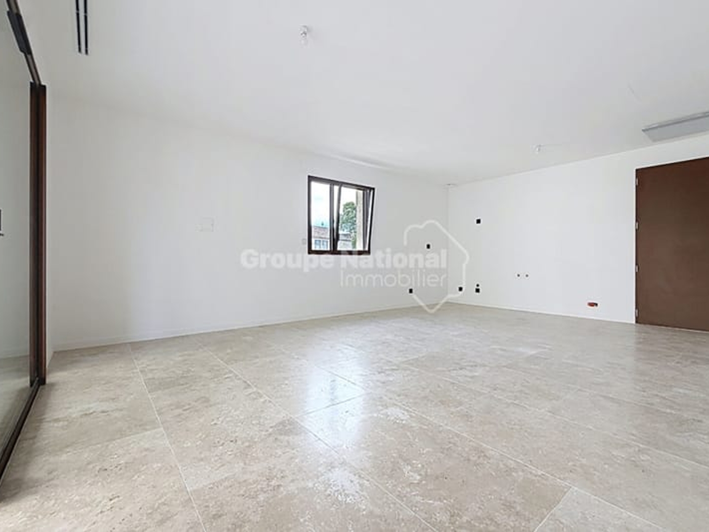 Appartement à vendre - 3 pièces - 66m2 - Taillades (84300)