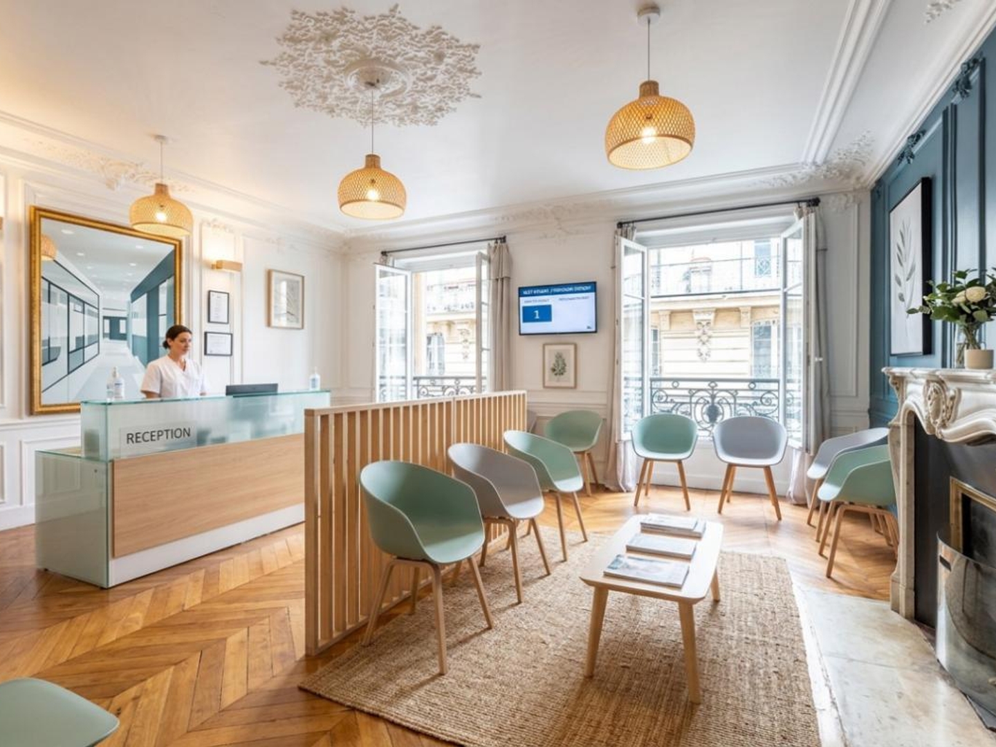 Locaux à vendre - 5 pièces - 170m2 - Paris 9e (75009)
