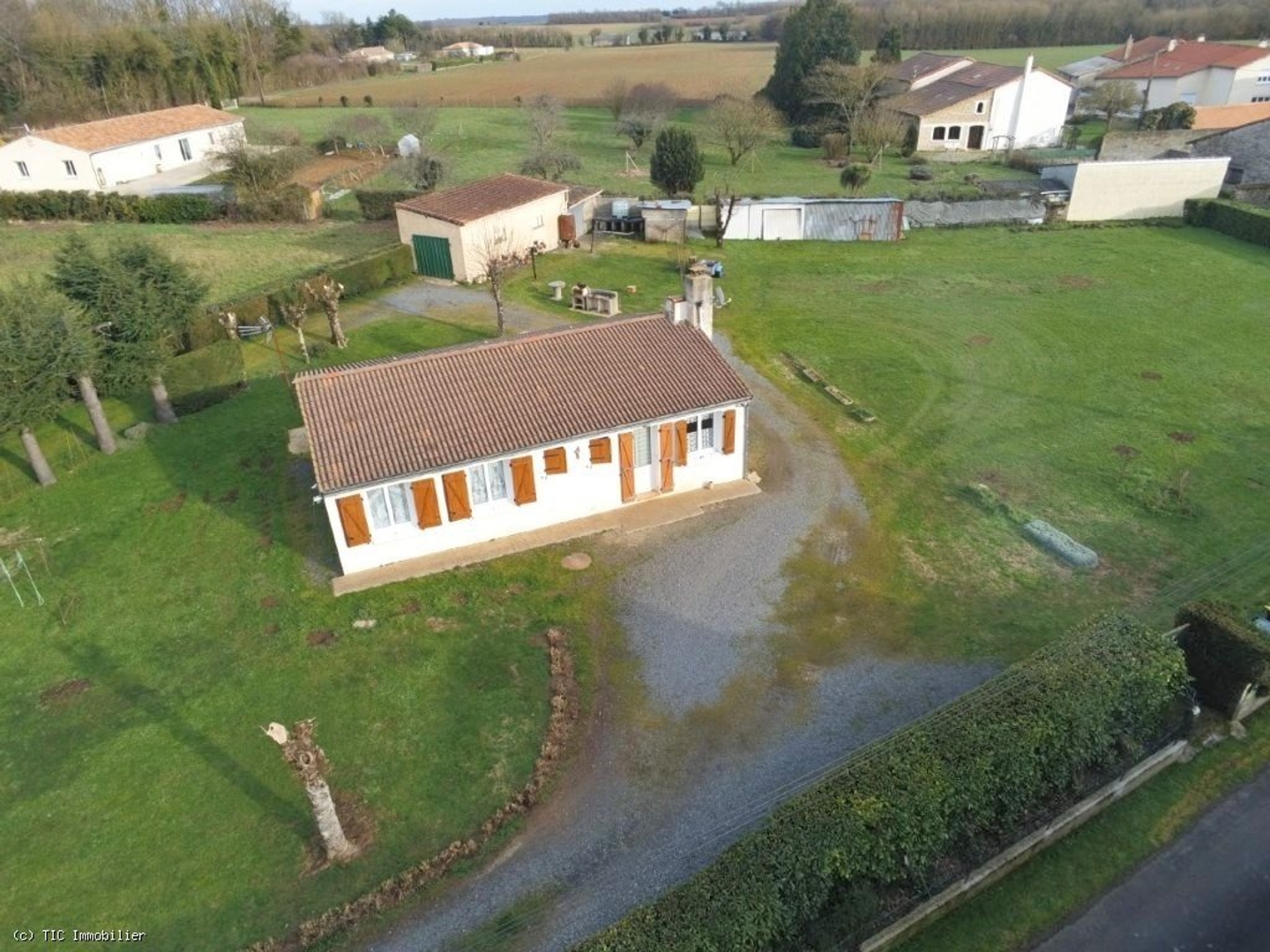 Maison à vendre - 4 pièces - 89m2 - Ruffec (16700)