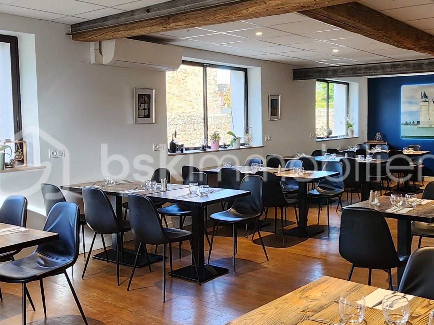Fonds de commerce 12 pièces 450 m²