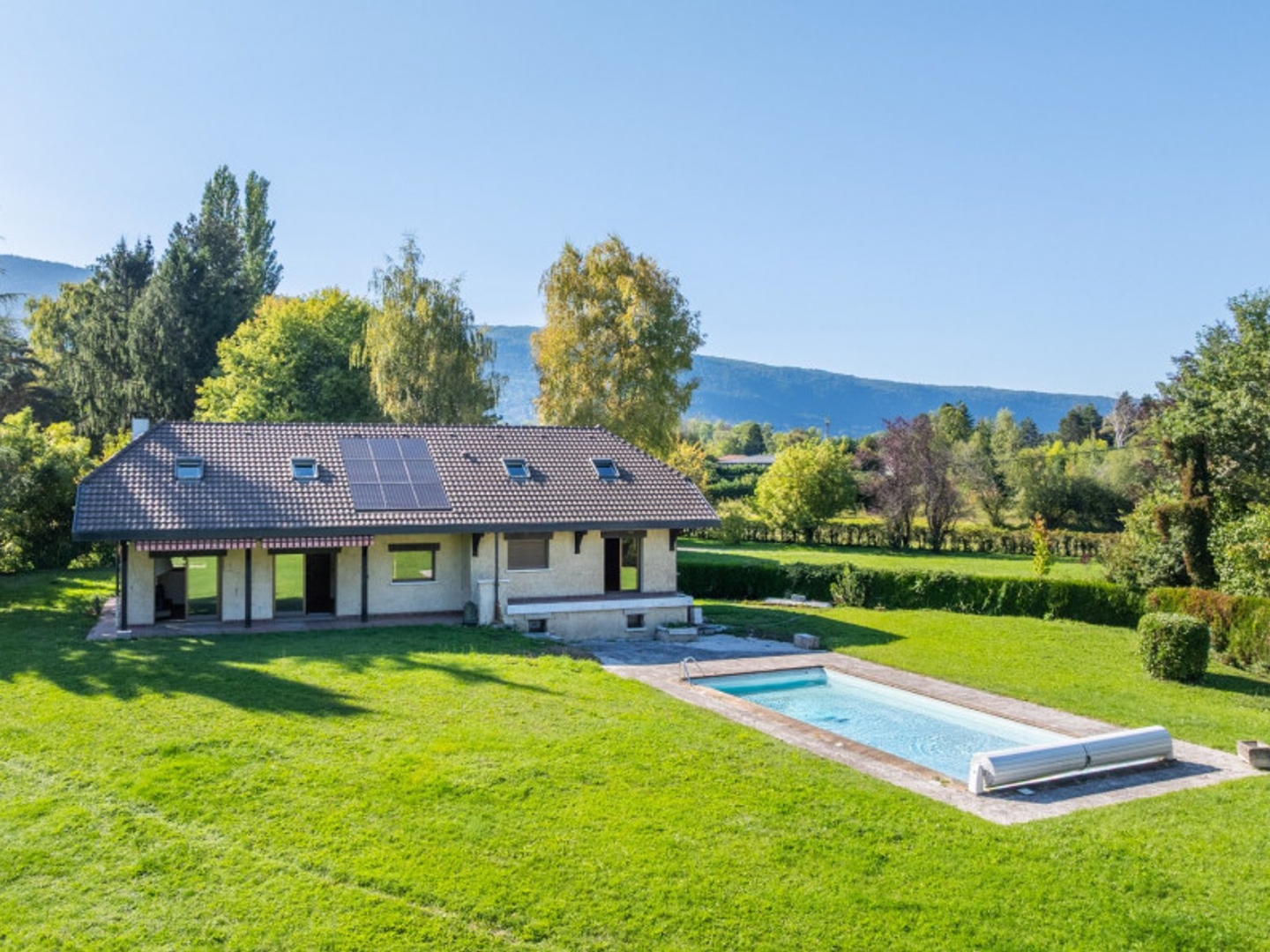 Propriété 7 pièces 201 m²