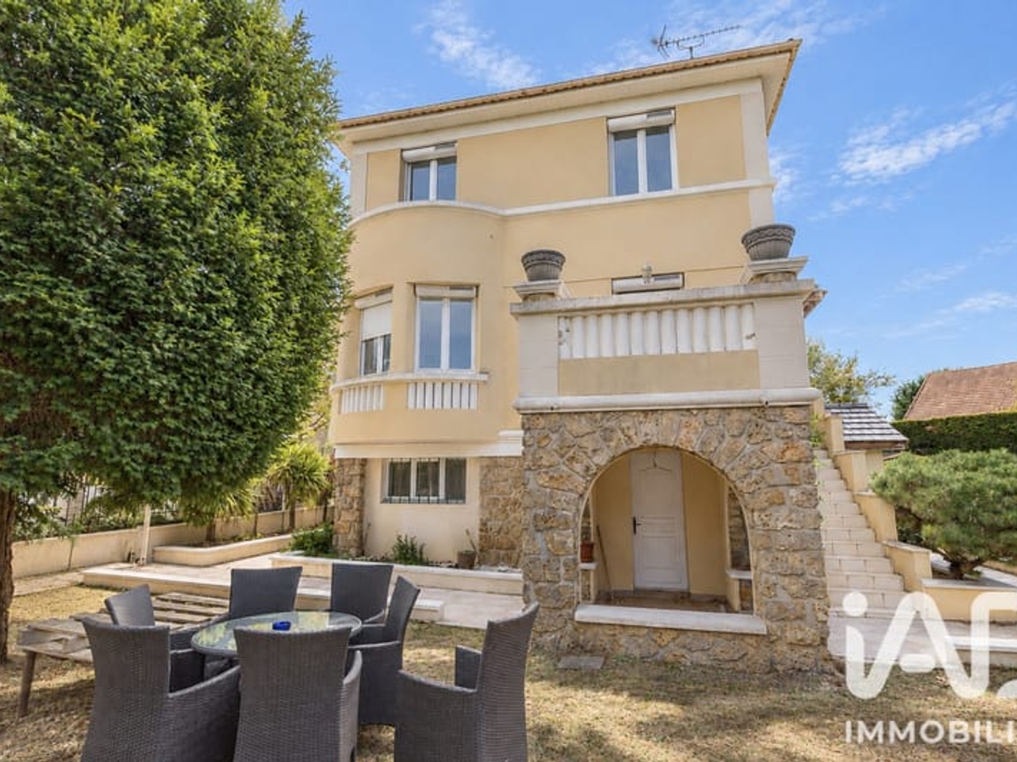 Maison 9 pièces 157 m²