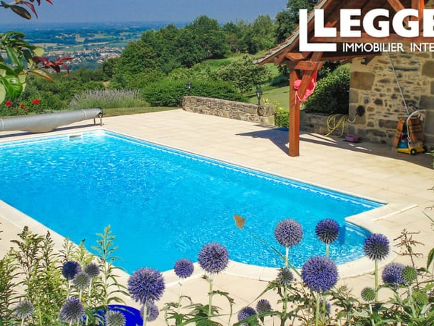 Très belle propriété de charme, grande maison familiale et maison d'amis, piscine, puits, vue panoramique