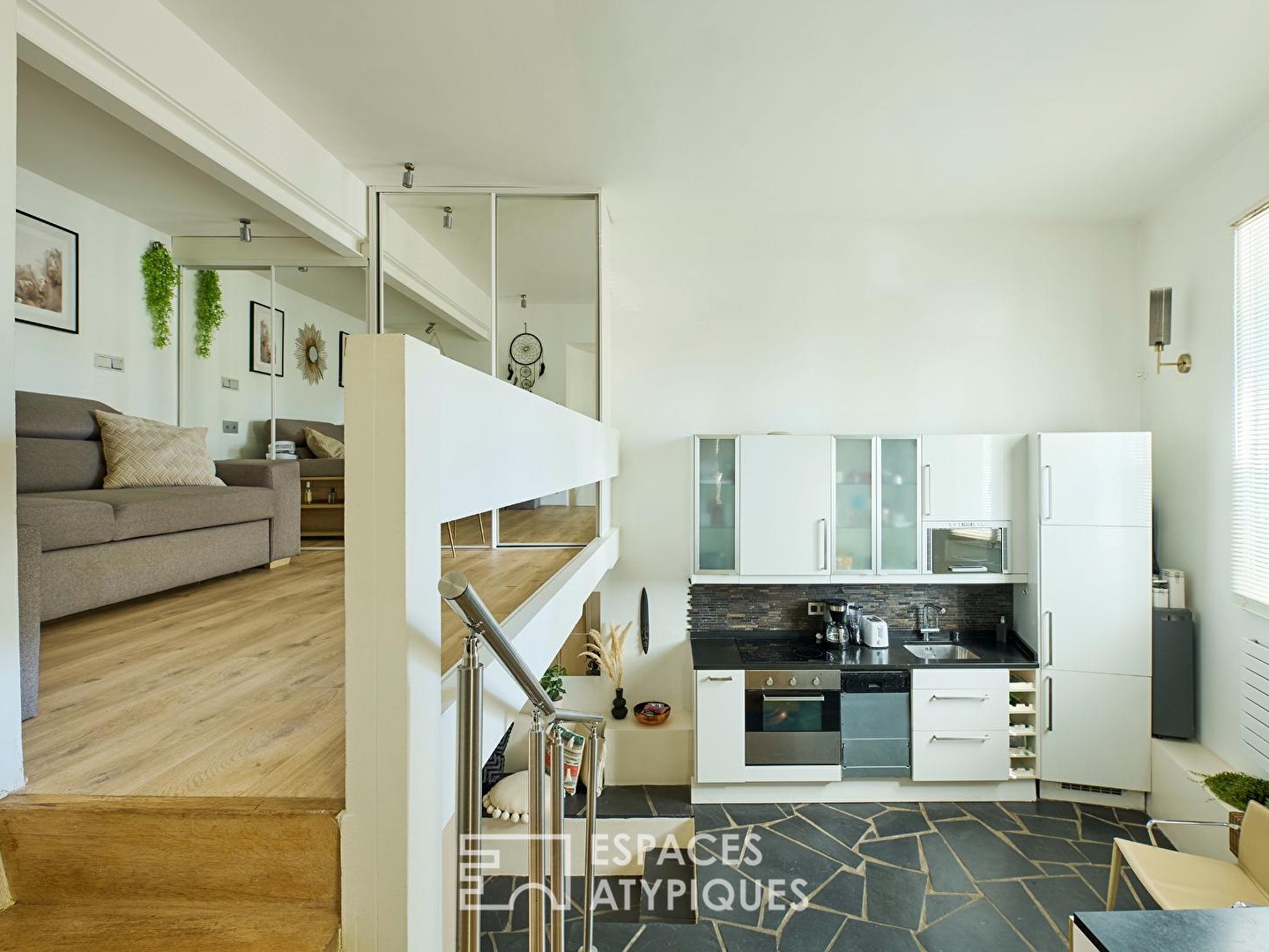 Esprit loft aux airs de troglodyte - Quartier Auteuil