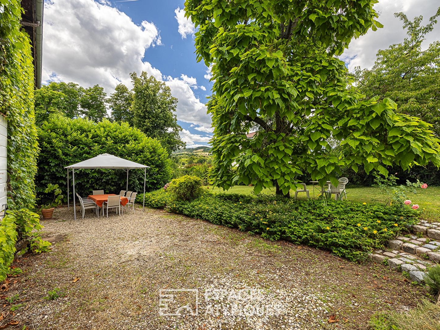 Maison à vendre - 14 pièces - 224m2 - Brindas (69126)
