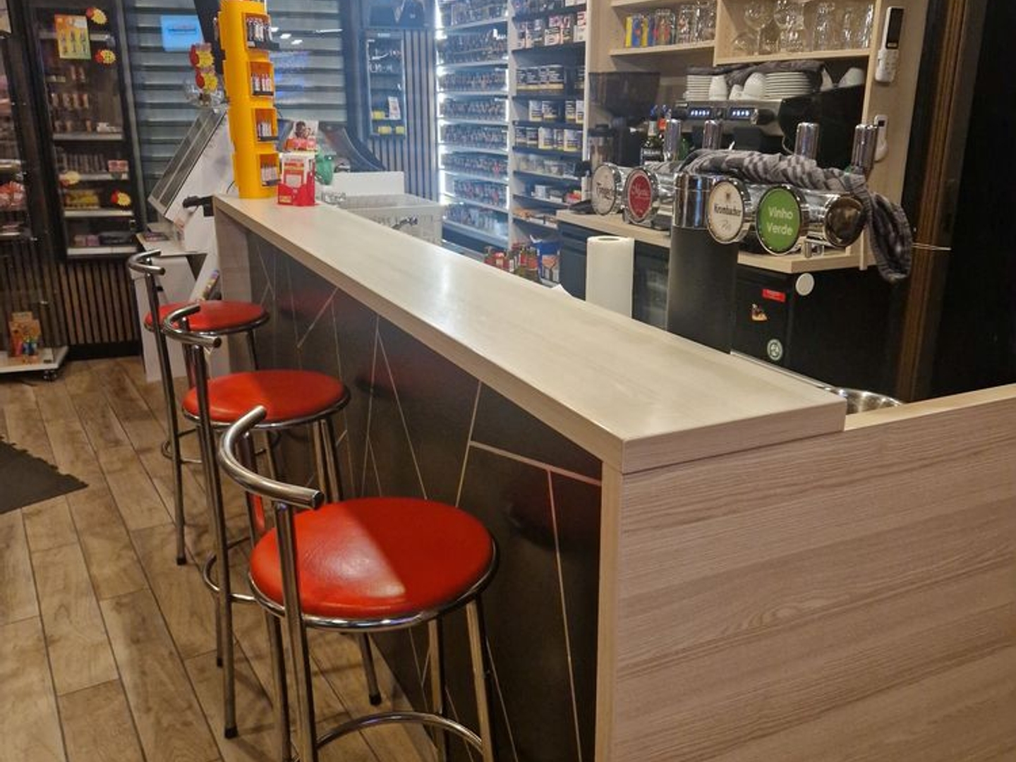 Commerce Bar/tabac/FDJ