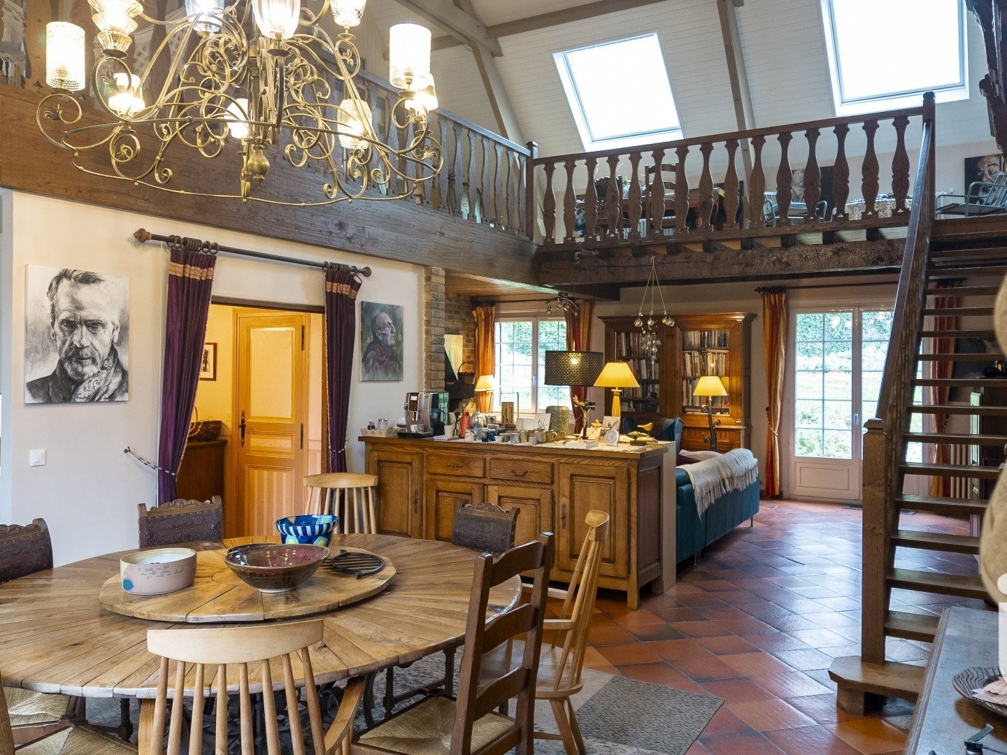 Maison 10 pièces 268 m²