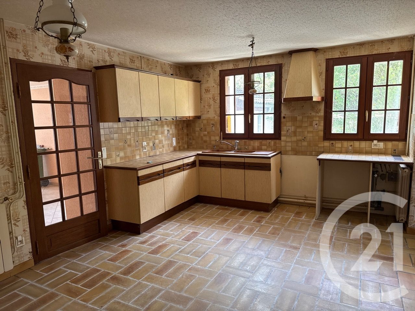 Maison à vendre - 5 pièces - 150m2 - Neuvy-Sur-Loire (58450)