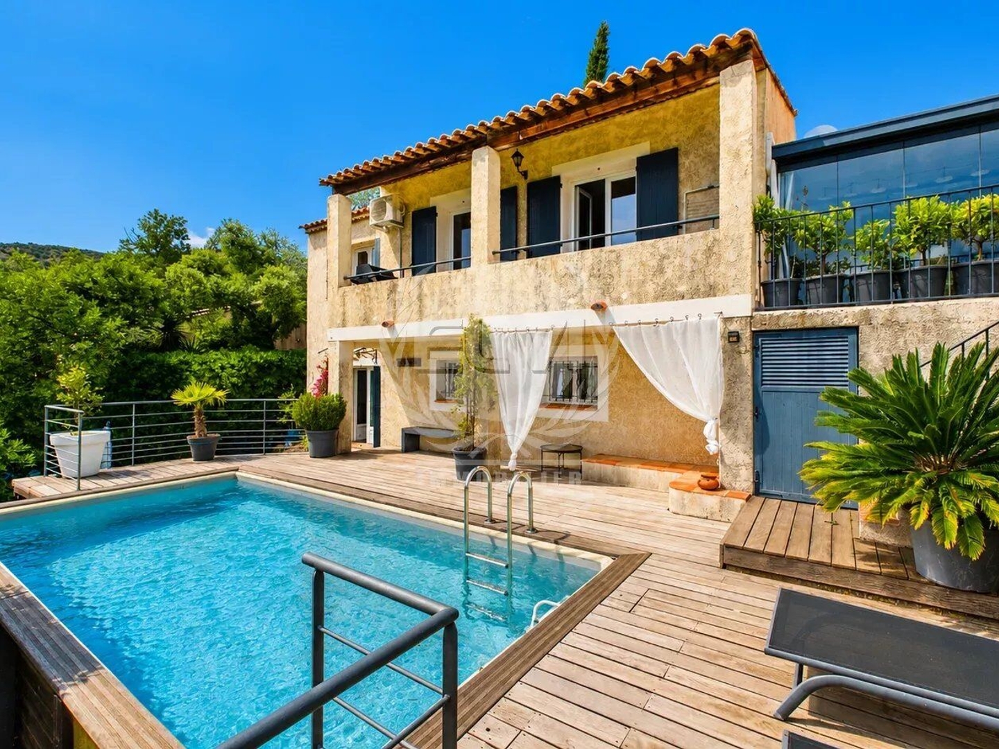 Maison à Plan de la Tour