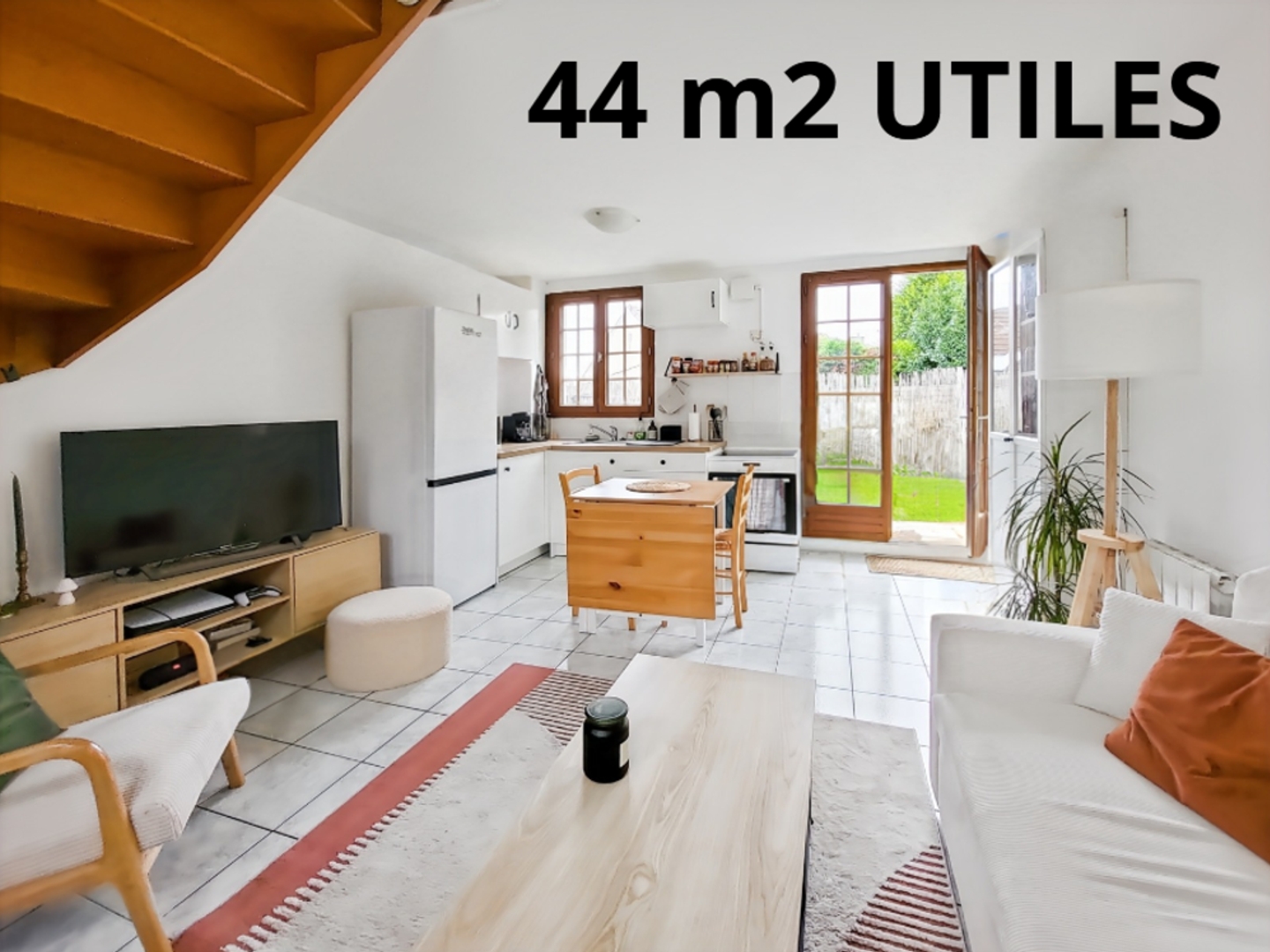 DUPLEX - 44 m2 utiles environ - 2 PIECES + jardin + parking