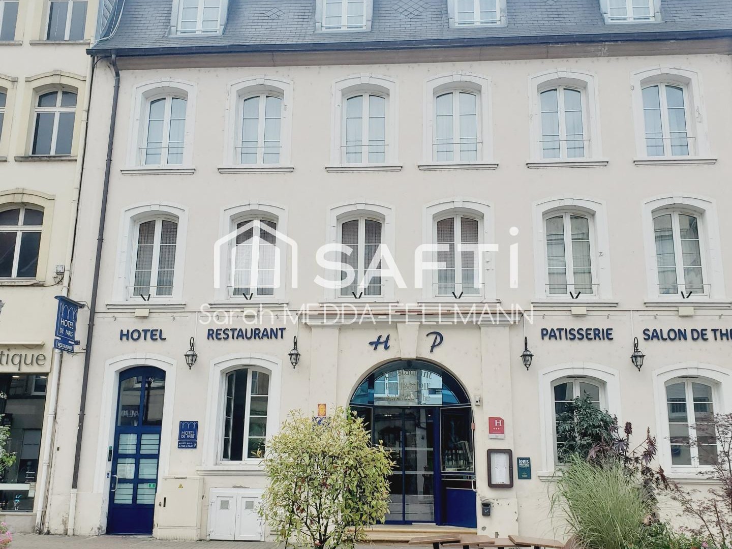 HOTEL / RESTAURANT / SALON DE THE / PATISSERIE