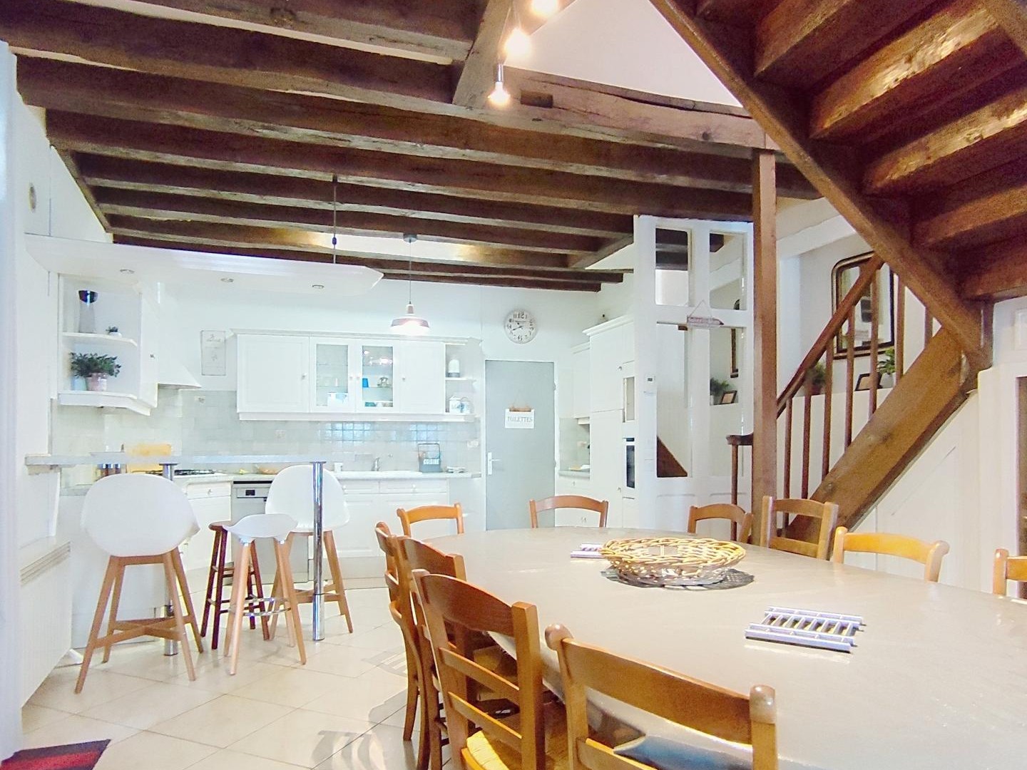 Maison de ville transformée en gîte - Saint-Aignan (41110) - 12 couchages et grand garage