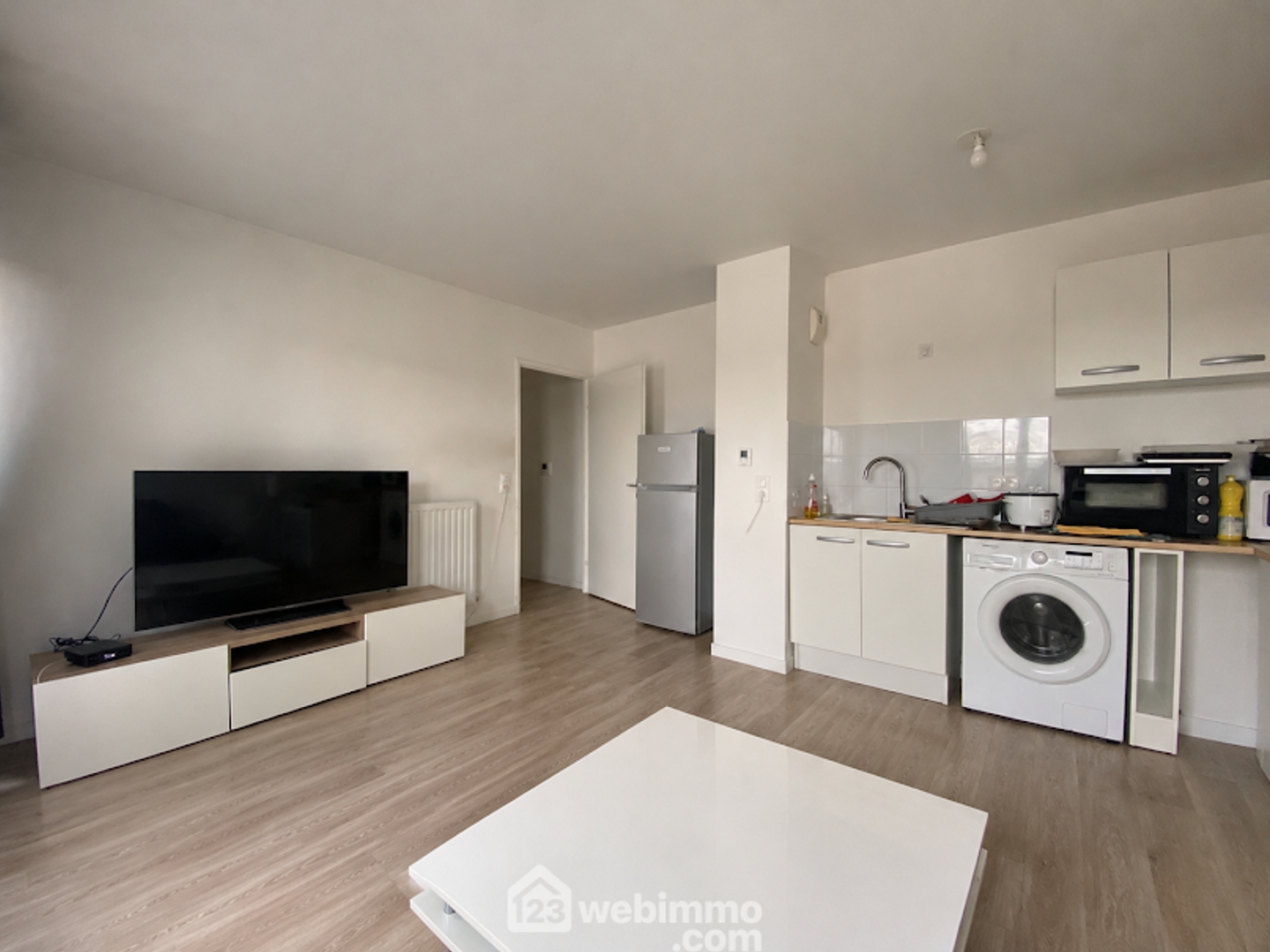 Appartement à vendre - 2 pièces - 43m2 - Corbeil-Essonnes (91100)