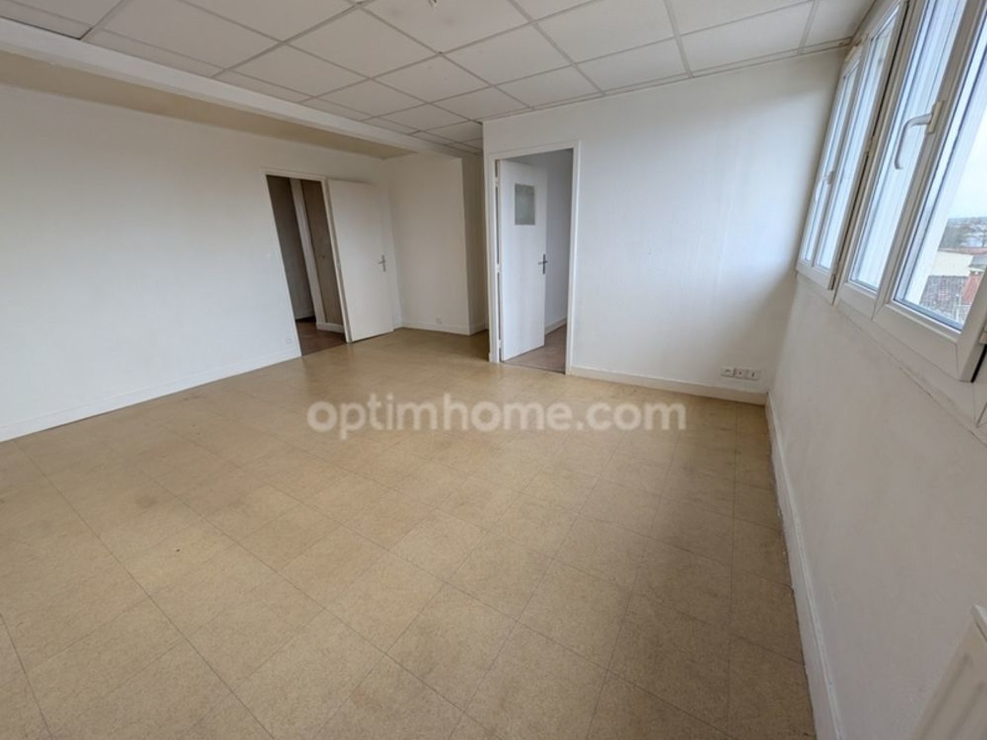 NOUVEAU LE HAVRE A vendre Appartement avec trois chambres, cave et parking sécurisé !