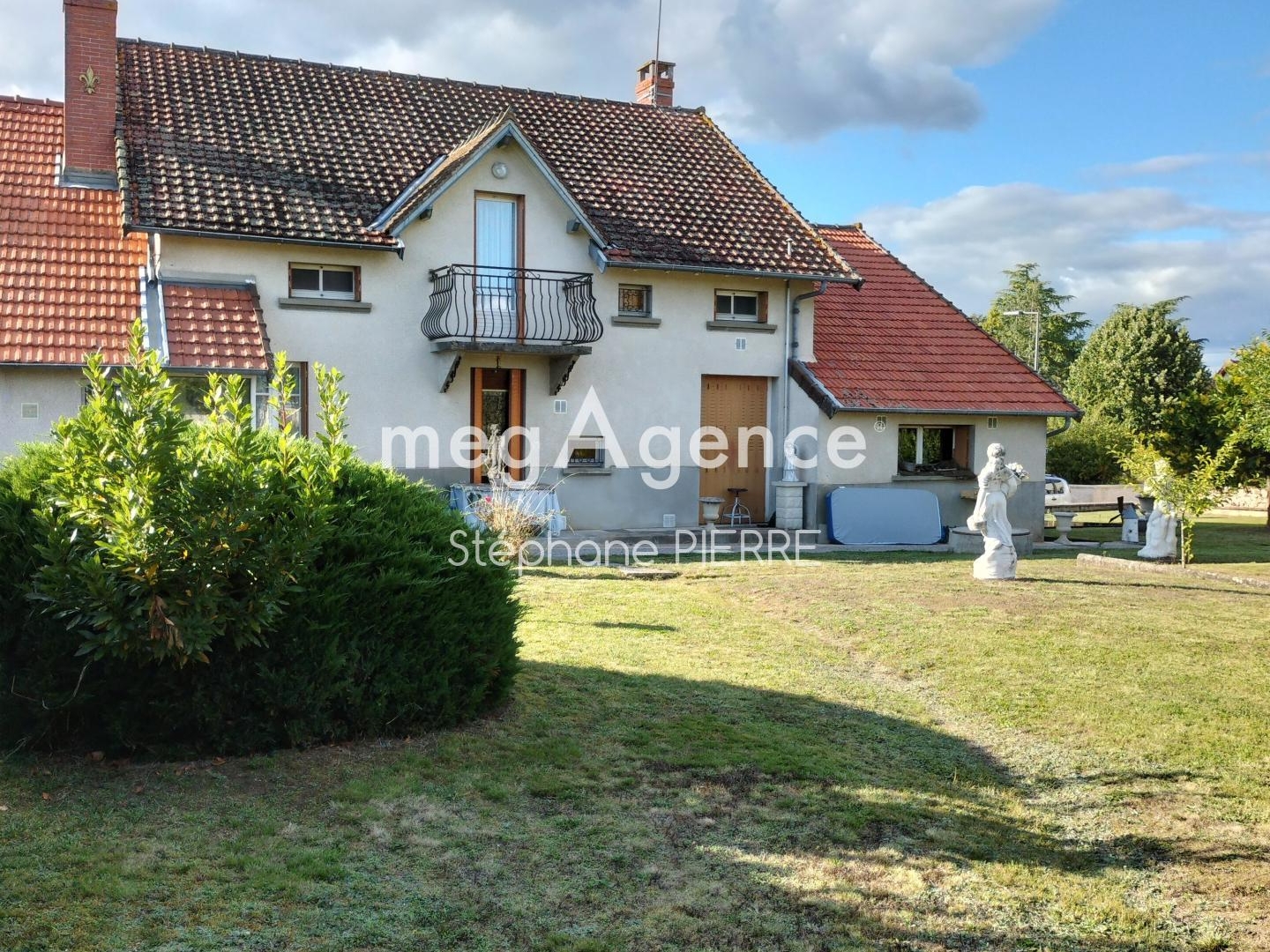 Maison à vendre - 7 pièces - 132m2 - Quinssaines (03380)
