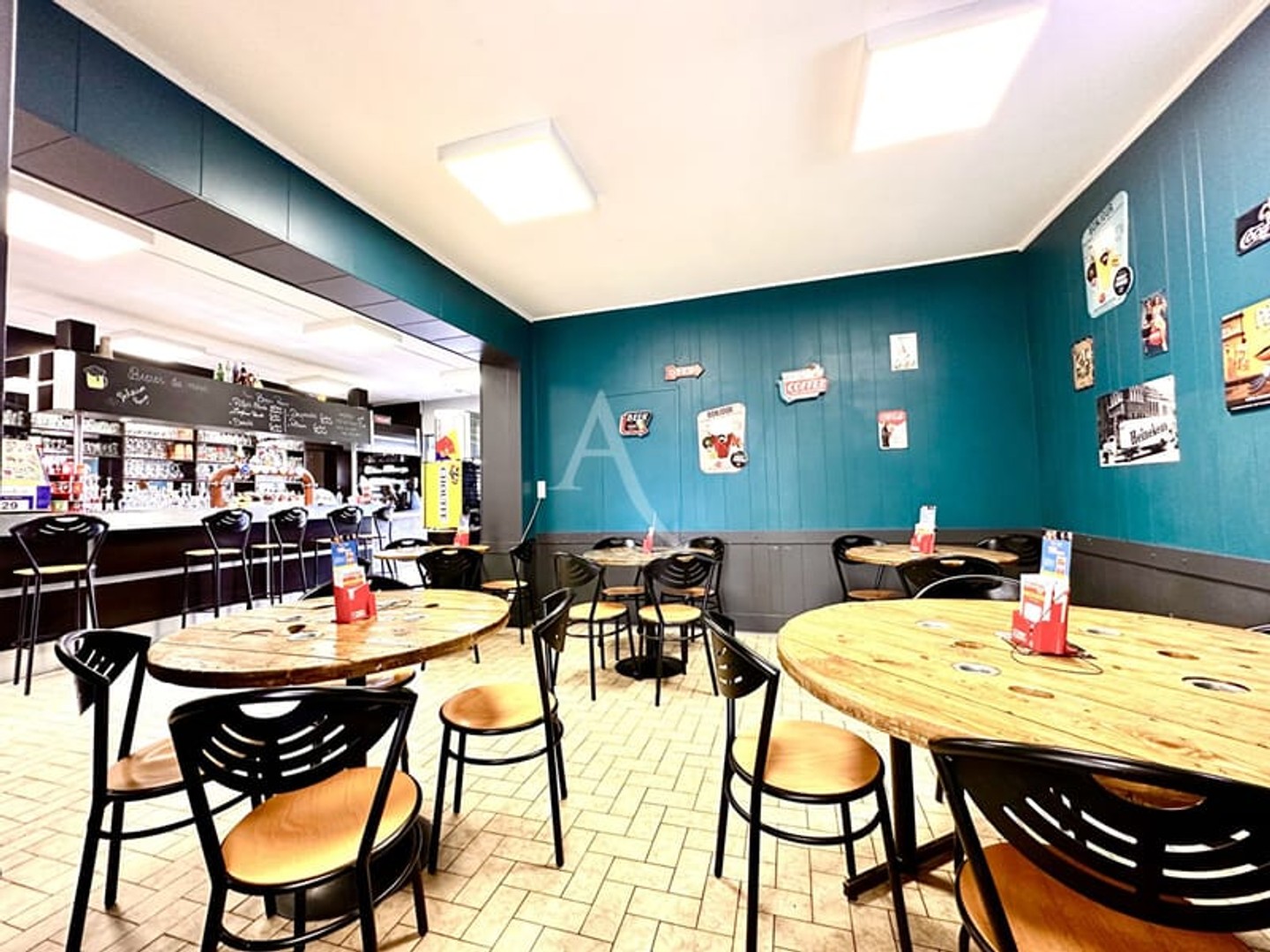 Hôtel 5 pièces 375 m²