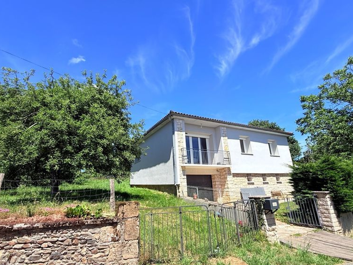 Maison à vendre - 4 pièces - 82m2 - Saint-Maurice-En-... (46120)