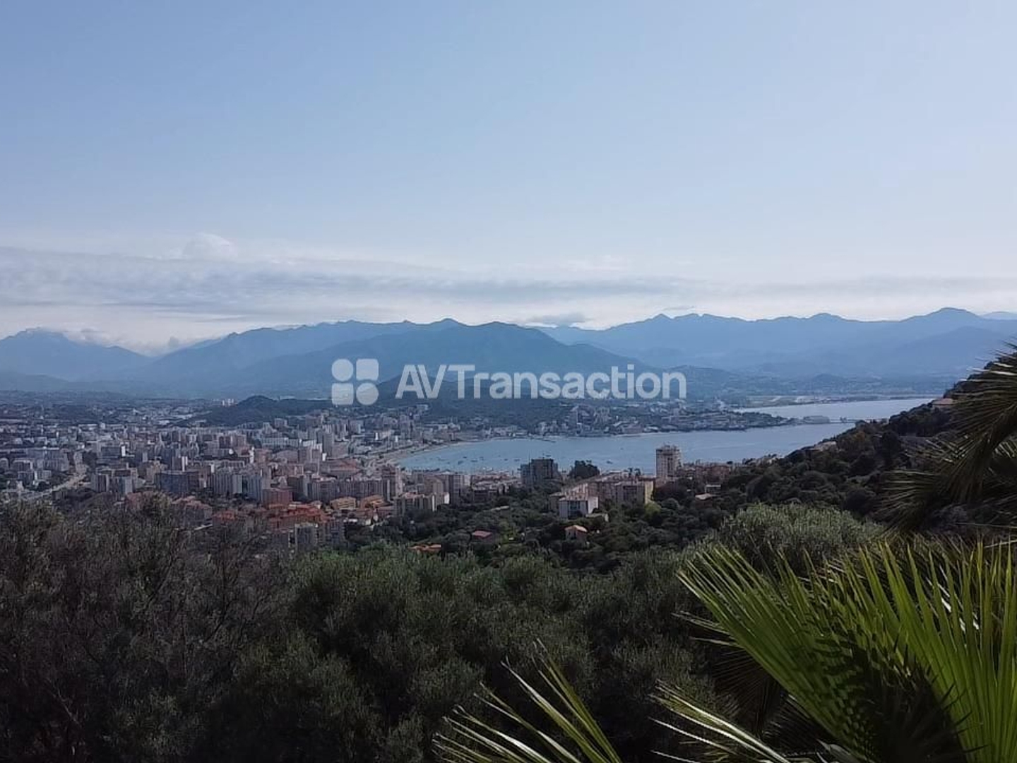 Maison à vendre - 5 pièces - 120m2 - Ajaccio (20000)